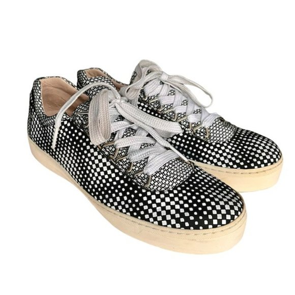 Stuart Weitzman Geo Leather Sneakers Made in Spain - Black/White - 7.5 M - Picture 3 of 14